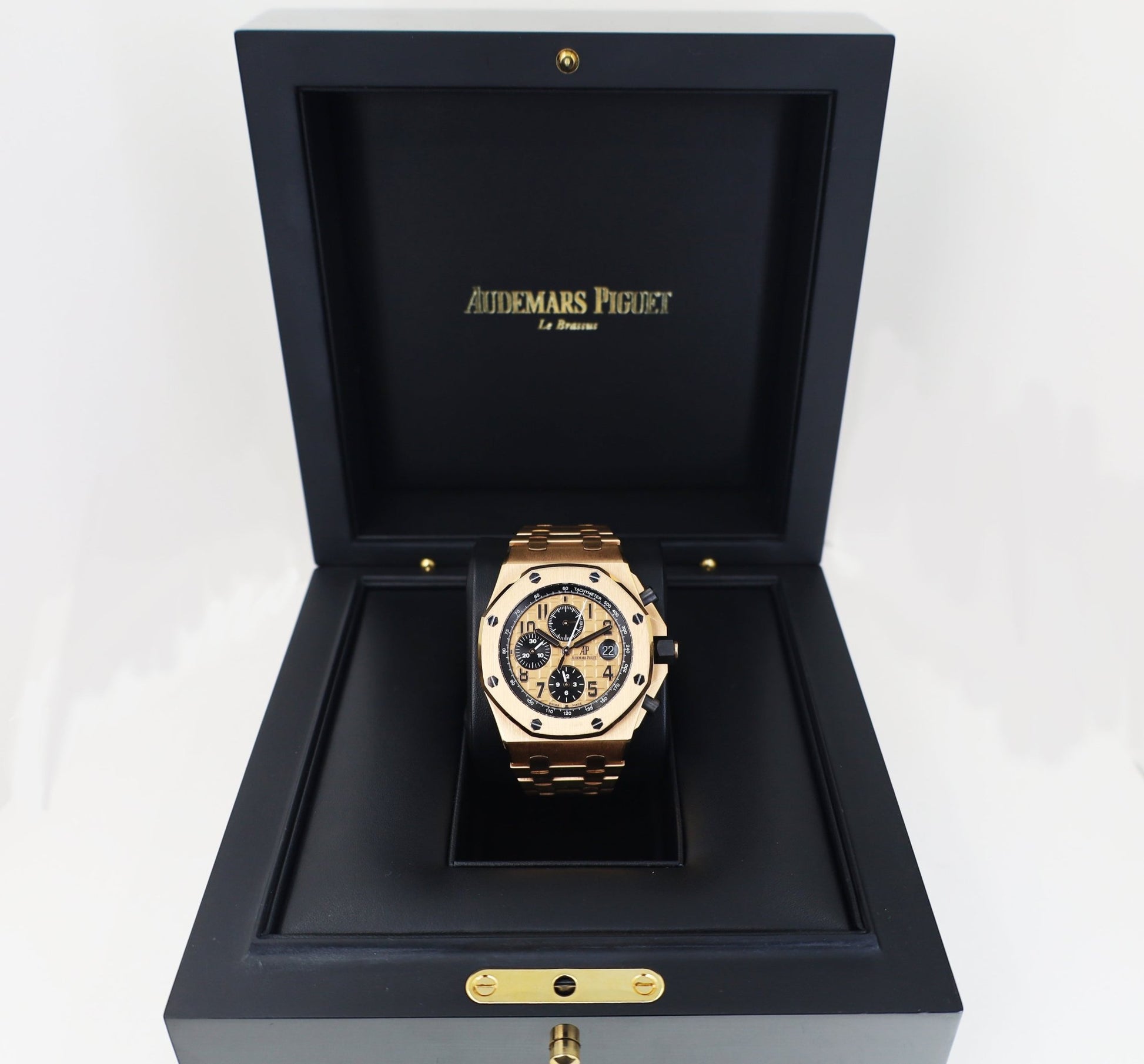 Audemars Piguet Royal Oak Offshore Champagne 42mm Rose Gold 26470OR.OO.1000OR.01 - Luxury Time NYC