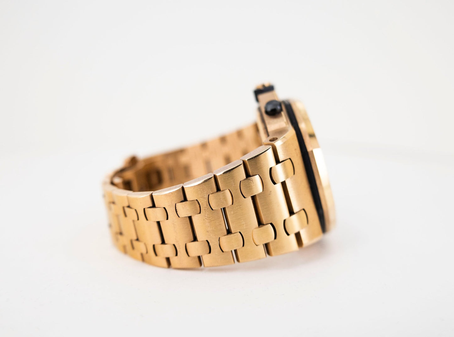 Audemars Piguet Royal Oak Offshore Champagne 42mm Rose Gold 26470OR.OO.1000OR.01 - Luxury Time NYC