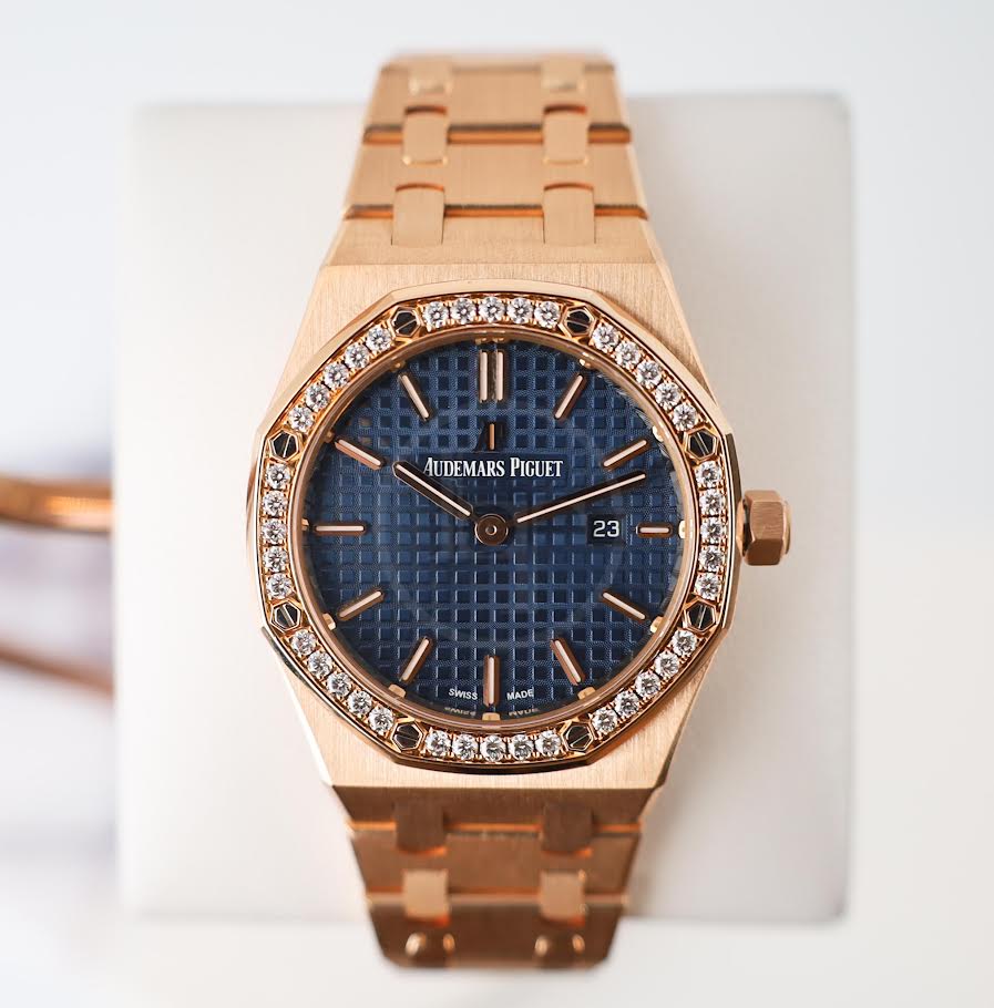 Audemars Piguet Royal Oak Quartz Rose Gold Blue Dial 33mm Diamond Bezel | 67651OR.ZZ.1261OR.02 - Luxury Time NYC