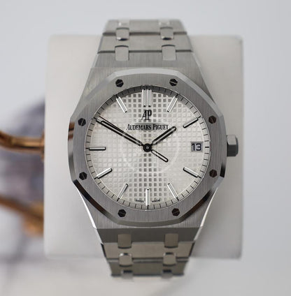 Audemars Piguet Royal Oak Self Winding Watch - 41mm Stainless Steel Case - Silver Dial - Bracelet - 15500ST.OO.1220ST.04 - Luxury Time NYC