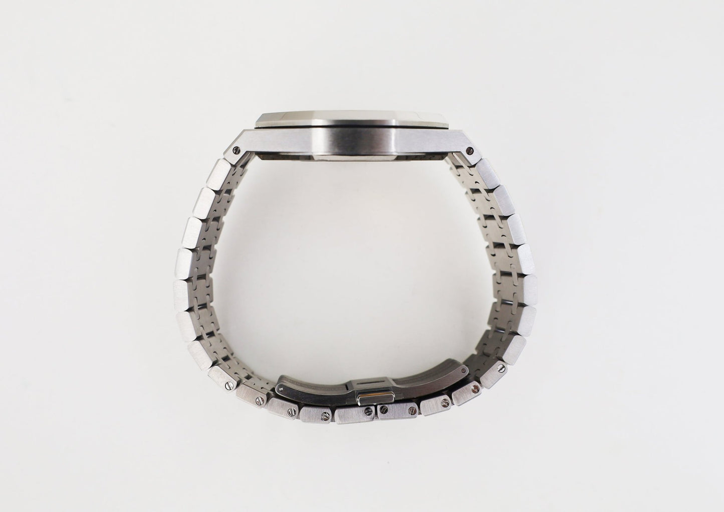 Audemars Piguet Royal Oak Selfwinding Blue dial with “Grande Tapisserie” 15400ST.OO.1220ST.03 - Luxury Time NYC