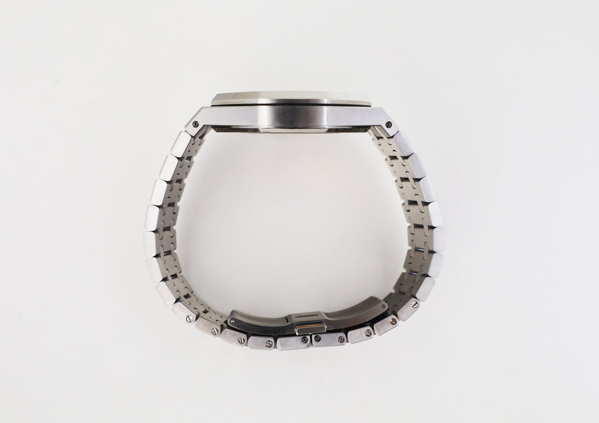 Audemars Piguet Royal Oak Selfwinding Blue dial with “Grande Tapisserie” 15400ST.OO.1220ST.03 - Luxury Time NYC