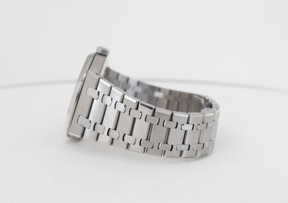 Audemars Piguet Royal Oak Selfwinding Blue dial with “Grande Tapisserie” 15400ST.OO.1220ST.03 - Luxury Time NYC