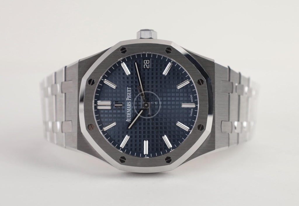 Audemars Piguet Royal Oak Selfwinding Watch - 41mm - Stainless Steel - Blue Dial - Calibre 4302 - Blue Dial 41mm - 15500ST.OO.1220ST.01 - Luxury Time NYC