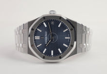 Load image into Gallery viewer, Audemars Piguet Royal Oak Selfwinding Watch - 41mm - Stainless Steel - Blue Dial - Calibre 4302 - Blue Dial 41mm - 15500ST.OO.1220ST.01 - Luxury Time NYC