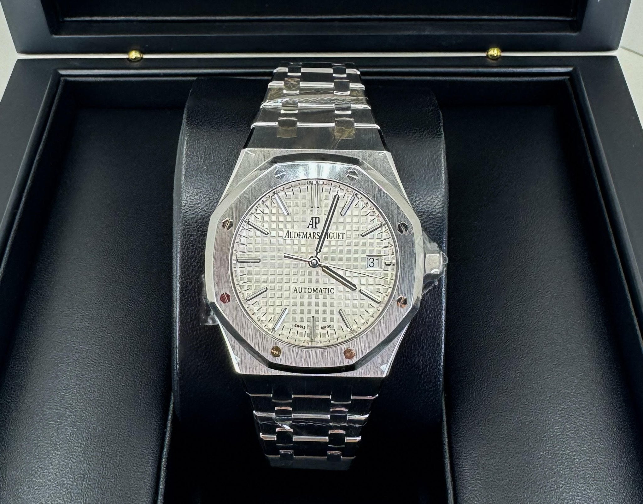 Audemars Piguet Royal Oak Selfwinding – Luxury Time NYC