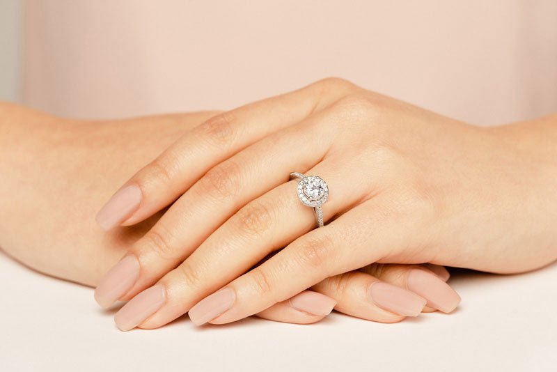 Delighted By Round Diamonds Lab - Grown Diamond Engagement Ring with 0.80 ct. (0.50 ct. center diamond) - Luxury Time NYC