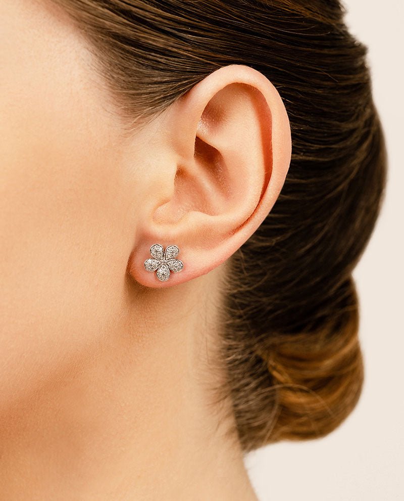 Diamond Flower Lab - Grown Diamond Stud Earrings with 0.44 ct.(finished) 1mm, 1.1mm, 1.2mm - Luxury Time NYC