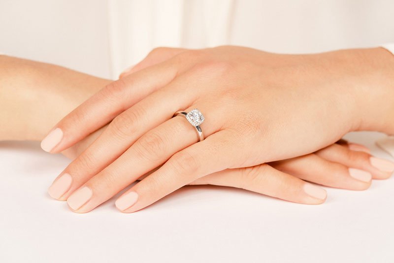Elegant Dreams Diamond Engagement Ring with 1.14 ct. (1.00 ct. center diamond) - Luxury Time NYC