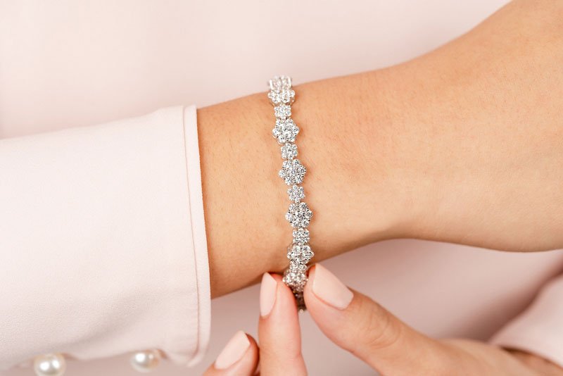 Flower Cluster Diamond Bracelet with 8.46 ct.(finished) - Luxury Time NYC