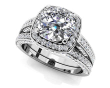 Load image into Gallery viewer, Luminous Diamond Bridal Set Diamond with 1.52 ct. (0.50 ct. center diamond) - Luxury Time NYC