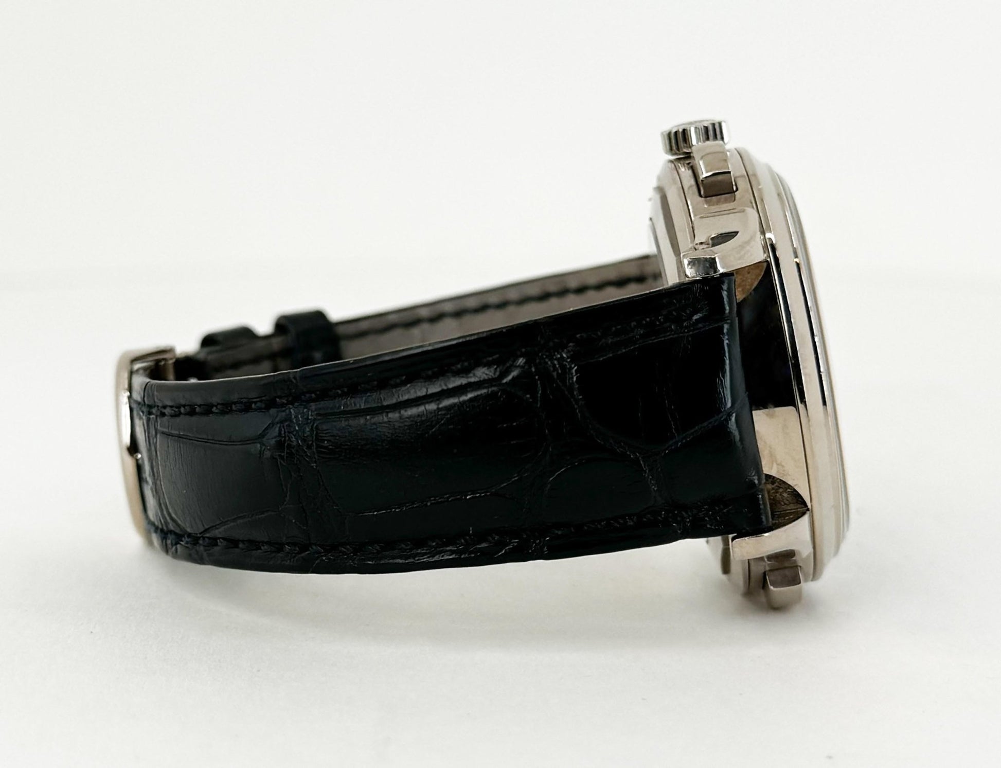 Patek Philippe 39.50mm Men Complications World Time Chronograph Watch Blue Dial 5930G - Luxury Time NYC