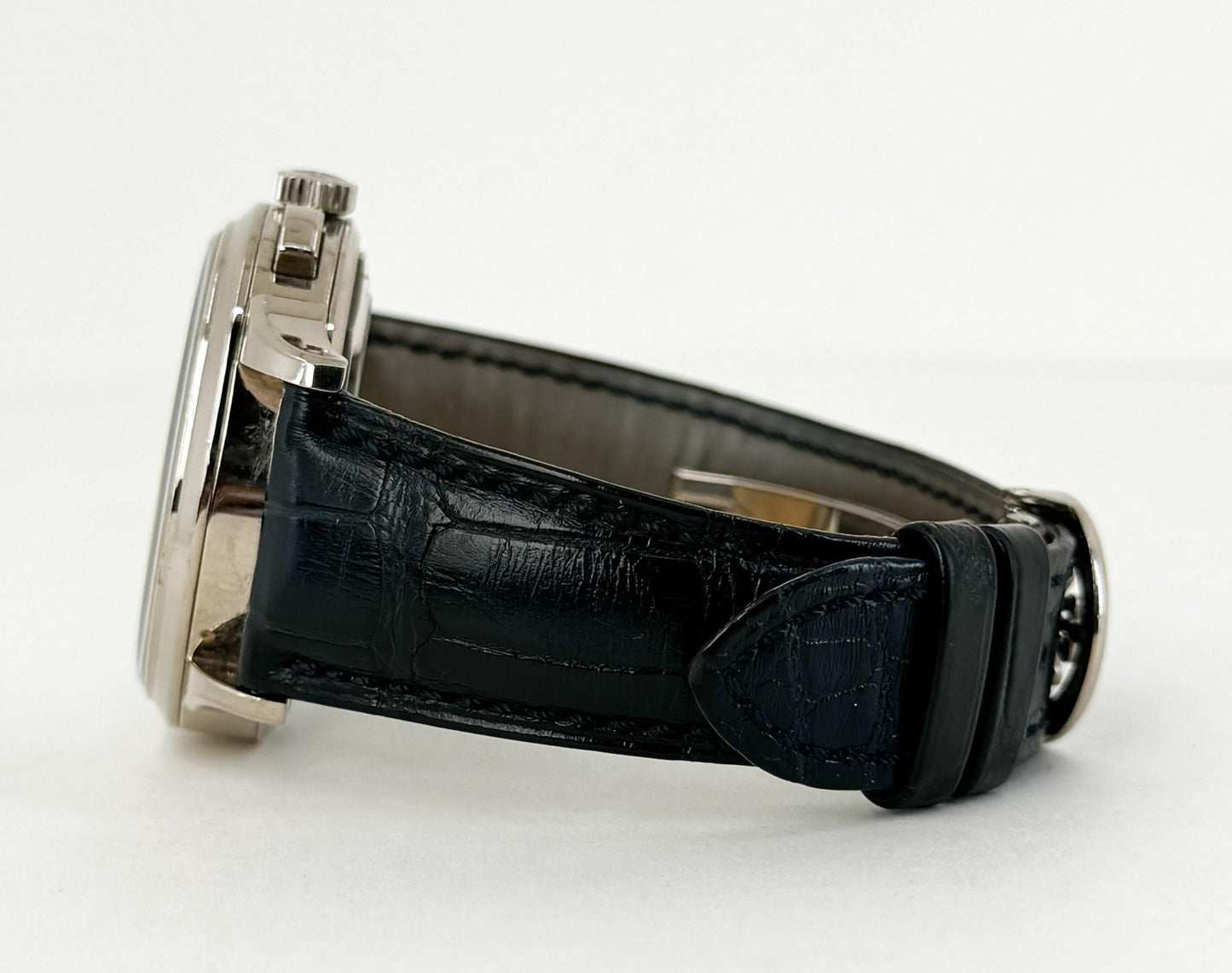 Patek Philippe 39.50mm Men Complications World Time Chronograph Watch Blue Dial 5930G - Luxury Time NYC