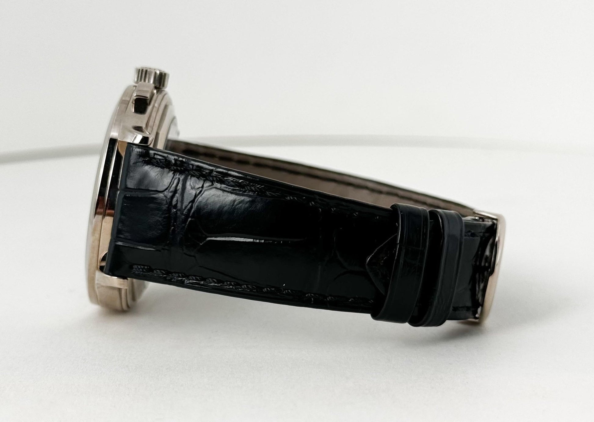 Patek Philippe 5170G - 001 Complications Chronograph 39.4mm Silver White Arabic White Gold Manual - Luxury Time NYC