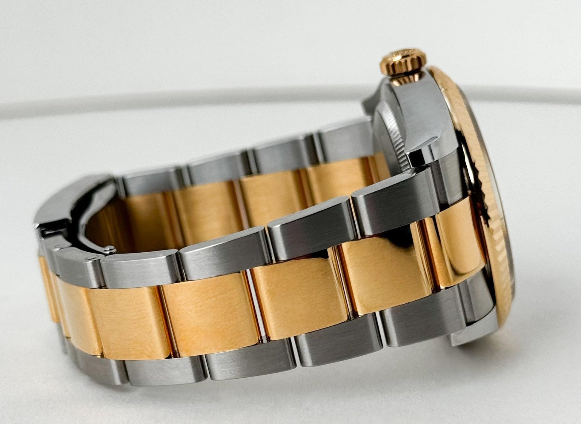 Rolex Datejust 36 Yellow Gold/Steel Champagne Diamond Dial & Fluted Bezel Oyster Bracelet 126233 - Luxury Time NYC