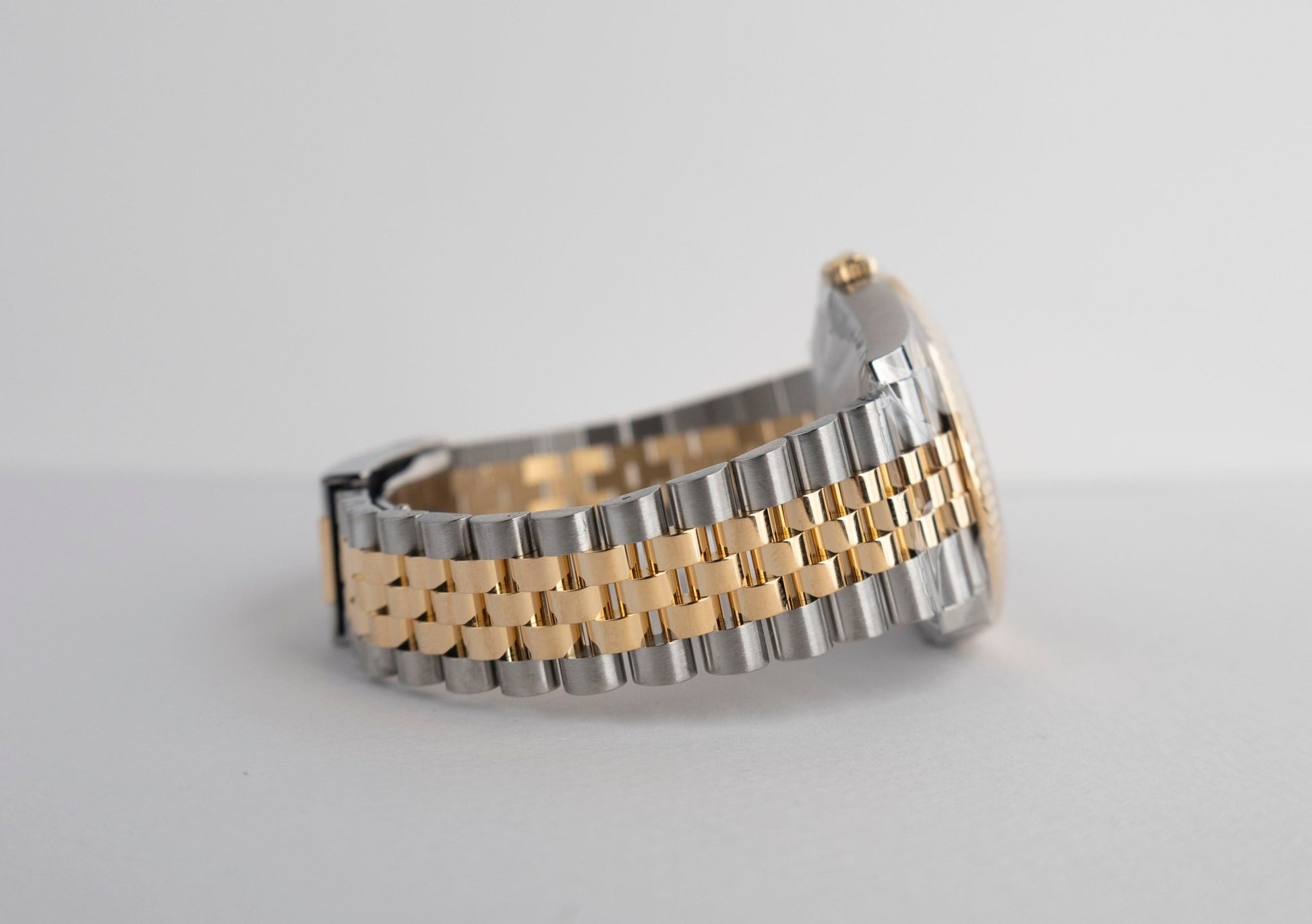 Rolex Datejust 41 Yellow Gold/Steel Slate Roman Dial Fluted Bezel Jubilee Bracelet 126333 - Luxury Time NYC