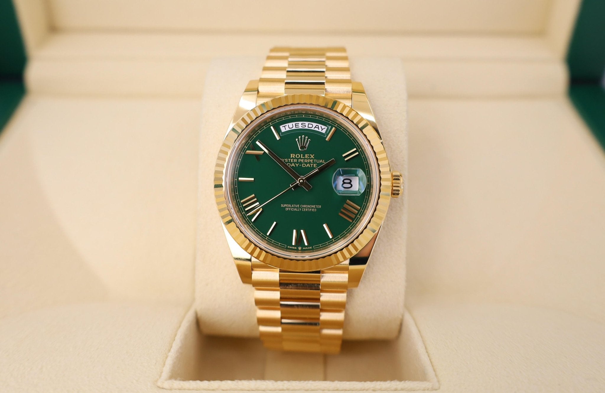 Rolex Day-Date 40 Green Roman Dial - President - 228238 grrp