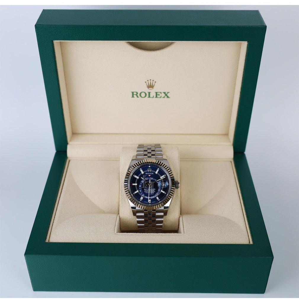 Rolex Oyster Perpetual White Rolesor Sky - Dweller Watch - Blue Index Dial - Jubilee Bracelet - 326934 blij - Luxury Time NYC