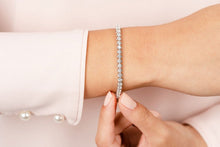 Load image into Gallery viewer, Scoop Link Diamond Tennis Bracelet with 1.09 ct.(finished) 1.6mm - Luxury Time NYC