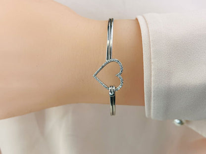 The Sparkling Heart Unity Diamond Bracelet with 0.28 ct.(finished) - Luxury Time NYC
