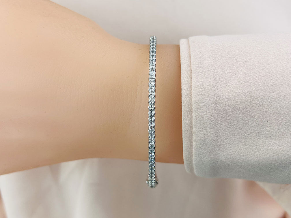 Timeless Elegance Princess Cut Bangle Diamond with 2.97 ct.(finished) 2.5mm - Luxury Time NYC