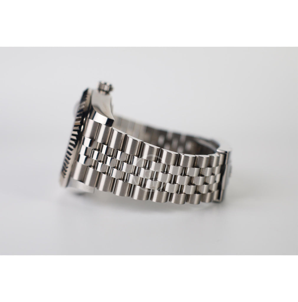 Rolex Oyster Perpetual White Rolesor Sky-Dweller Watch - Blue Index Dial - Jubilee Bracelet - 326934 blij