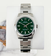Load image into Gallery viewer, Rolex Oyster Perpetual 31 Watch - Domed Bezel - Green Index Dial - Oyster Bracelet - 2020 Release - 277200 greio