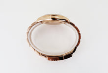 Load image into Gallery viewer, Rolex Daytona Rose Gold Pink &amp; Black Index Dial Rose Gold Bezel Oyster Bracelet 116505