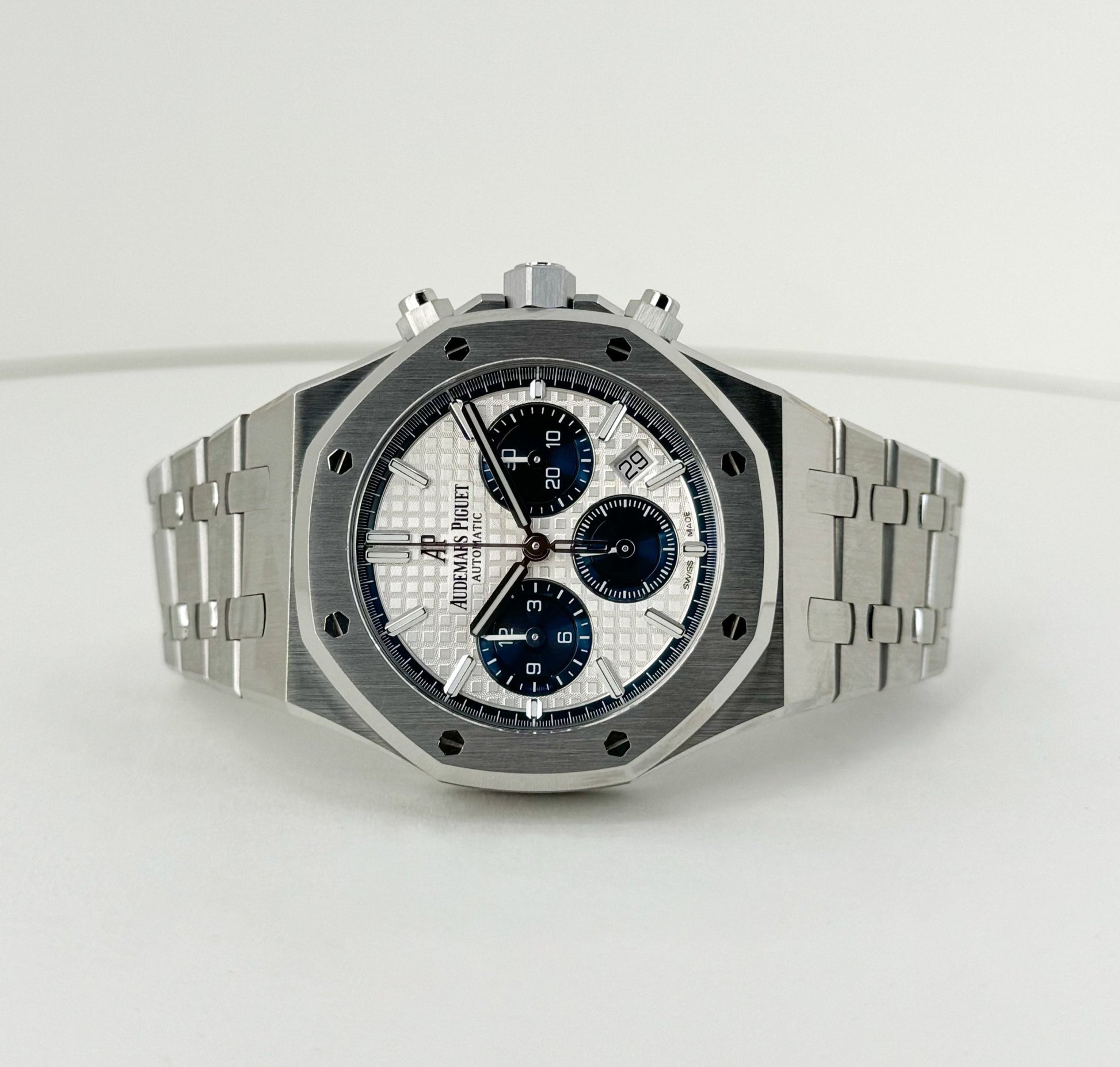 Audemars Piguet Royal Oak Chronograph Watch-Silver Dial 38mm-26315ST.OO.1256ST.01 - Luxury Time NYC