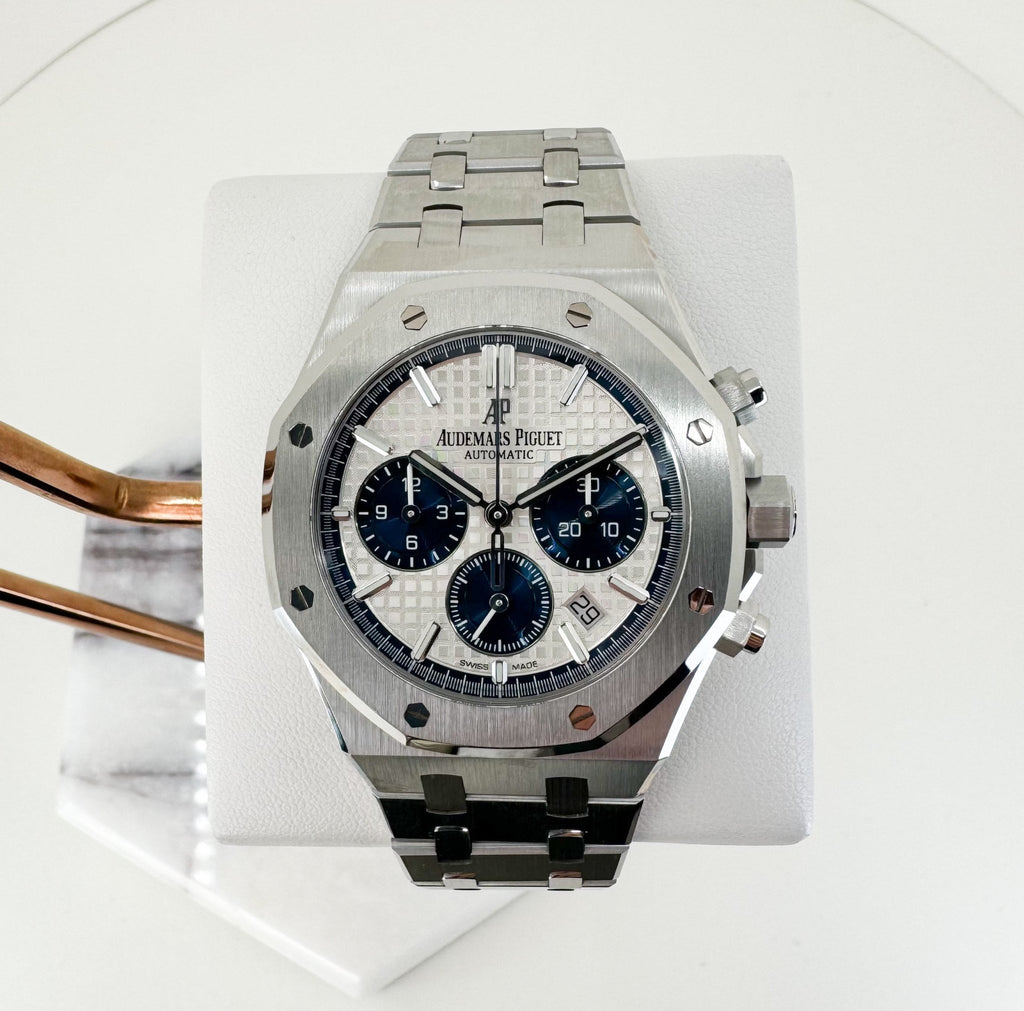 Audemars Piguet Royal Oak Chronograph Watch-Silver Dial 38mm-26315ST.OO.1256ST.01 - Luxury Time NYC
