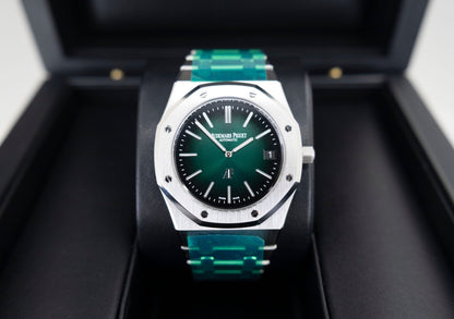 Audemars Piguet Royal Oak Jumbo Extra-Thin Platinum 39mm Green 16202PT.OO.1240PT.01 - Luxury Time NYC