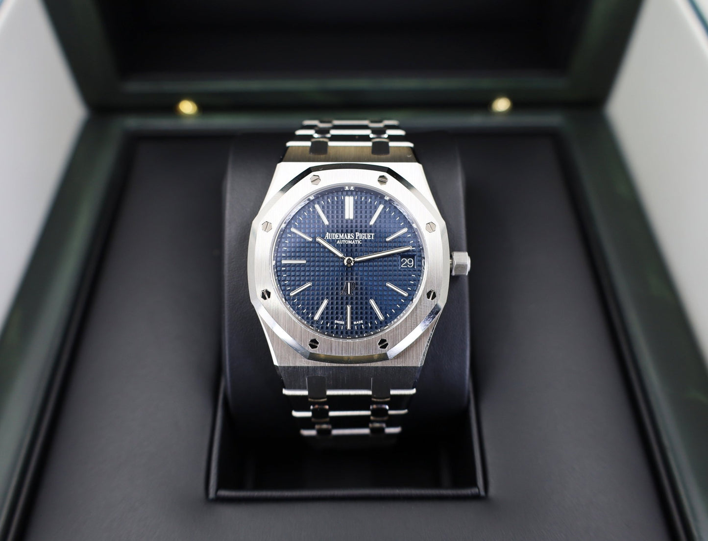 Audemars Piguet Royal Oak Jumbo Extra-Thin Stainless Steel 39mm Blue 16202ST.OO.1240ST.01 - Luxury Time NYC