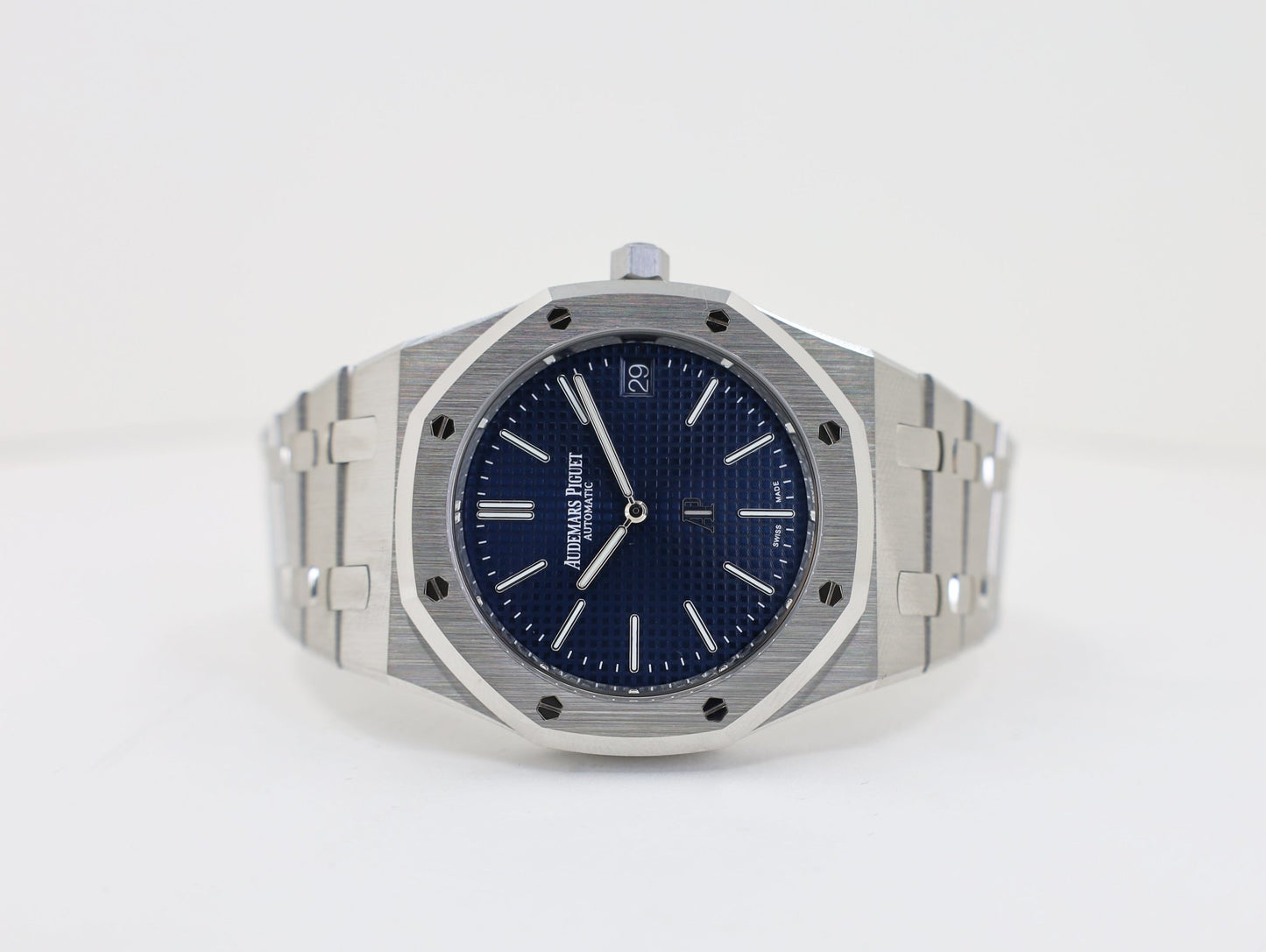 Audemars Piguet Royal Oak Jumbo Extra-Thin Stainless Steel 39mm Blue 16202ST.OO.1240ST.01 - Luxury Time NYC