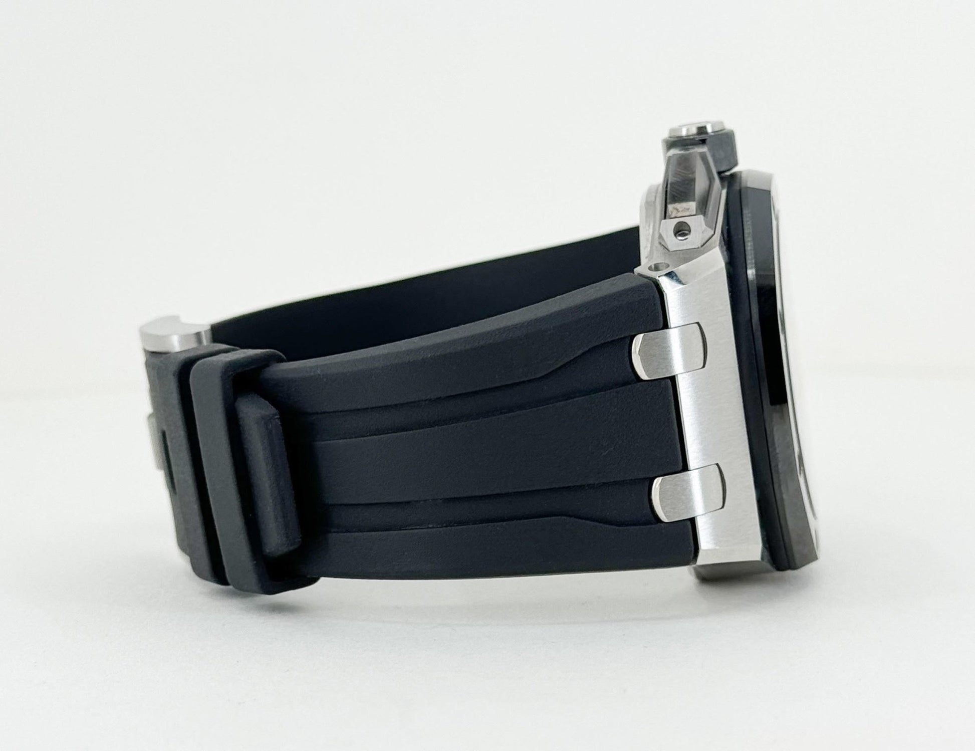 Audemars Piguet Royal Oak Offshore Chronograph Watch Black Dial 43mm-26420SO.OO.A002CA.01 - Luxury Time NYC