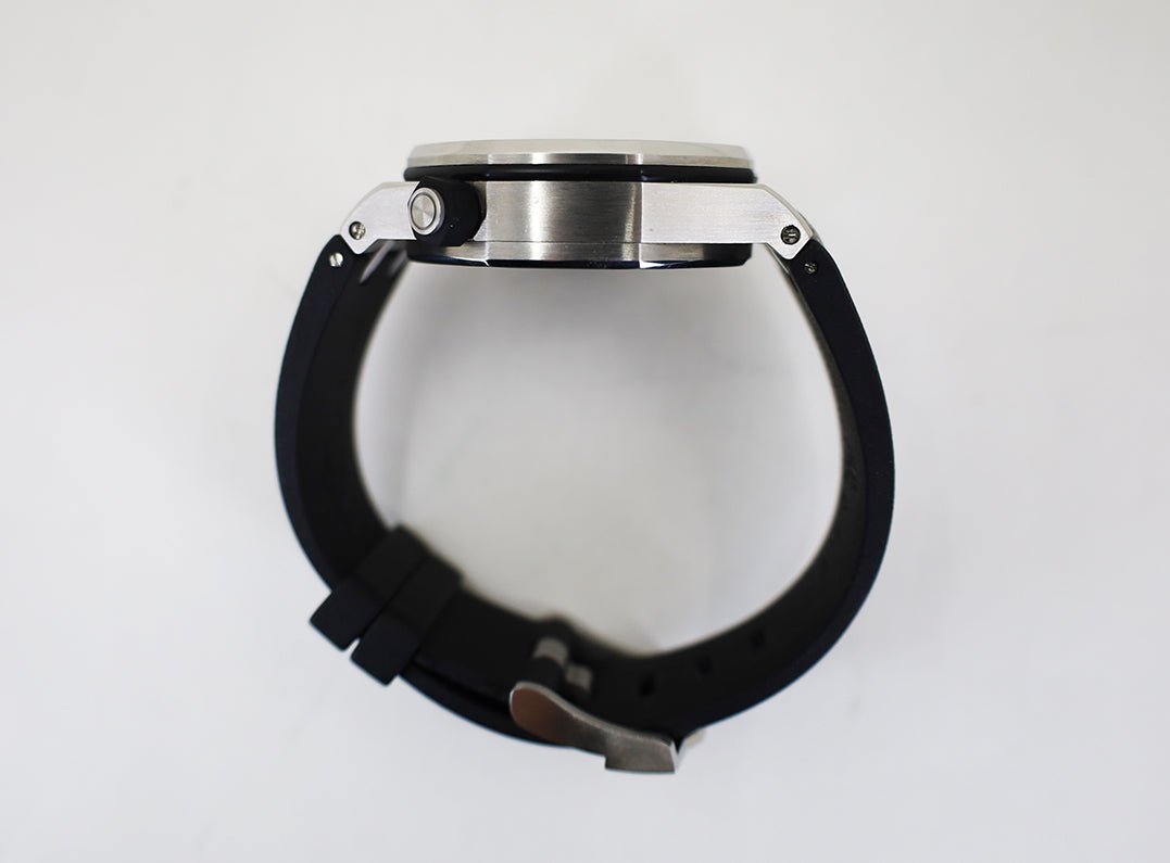 Audemars Piguet Royal Oak Offshore Diver Watch-Black Dial 42mm-15710ST.OO.A002CA.01 - Luxury Time NYC