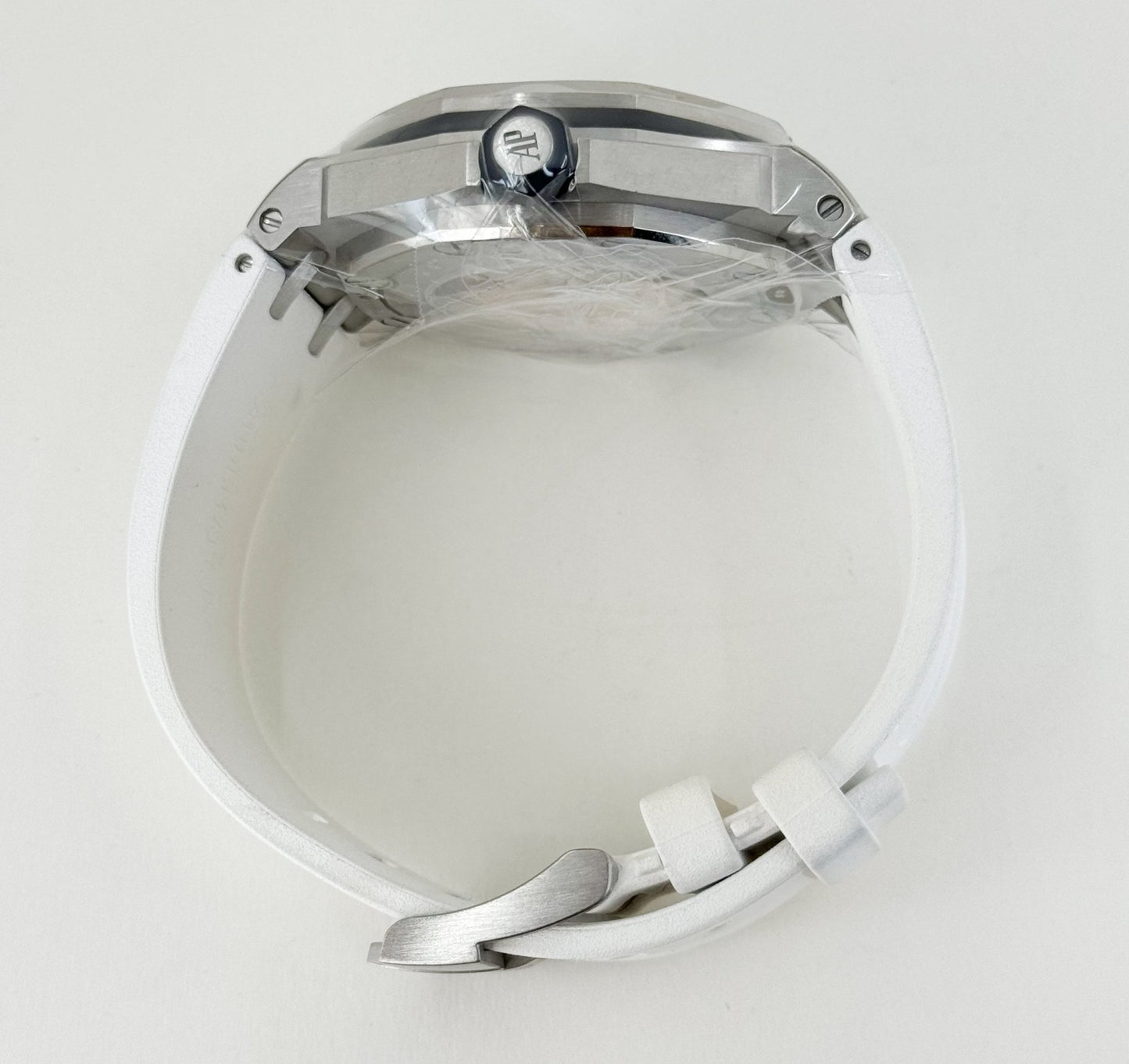 Audemars Piguet Royal Oak Offshore Diver Watch-White Dial 42mm-15710ST.OO.A010CA.01 - Luxury Time NYC