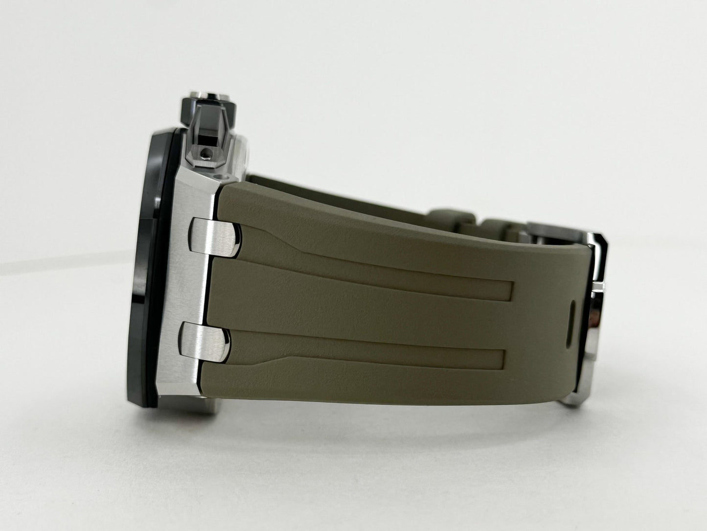 Audemars Piguet Royal Oak Offshore Watch - 43mm - Brown Dial - 26420SO.OO.A600CA.01 - Luxury Time NYC