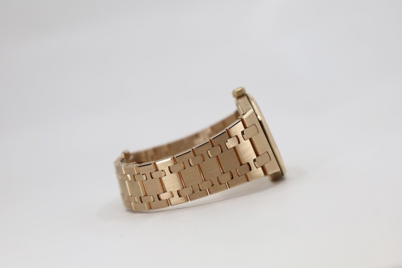 Audemars Piguet Royal Oak Quartz Watch-Brown Dial 33mm-67650OR.OO.1261OR.01 - Luxury Time NYC INC