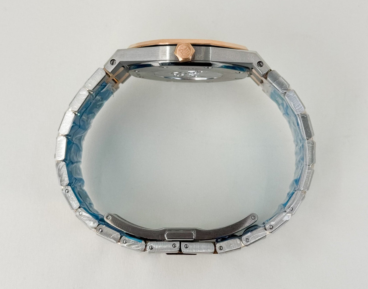 Audemars Piguet Royal Oak Quartz Watch-Pink Dial 33mm-67650SR.OO.1261SR.01 - Luxury Time NYC