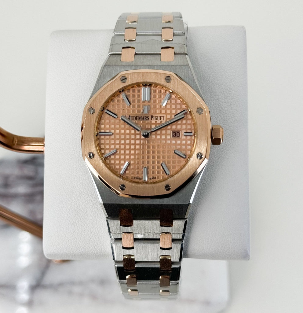 Audemars Piguet Royal Oak Quartz Watch-Pink Dial 33mm-67650SR.OO.1261SR.01 - Luxury Time NYC
