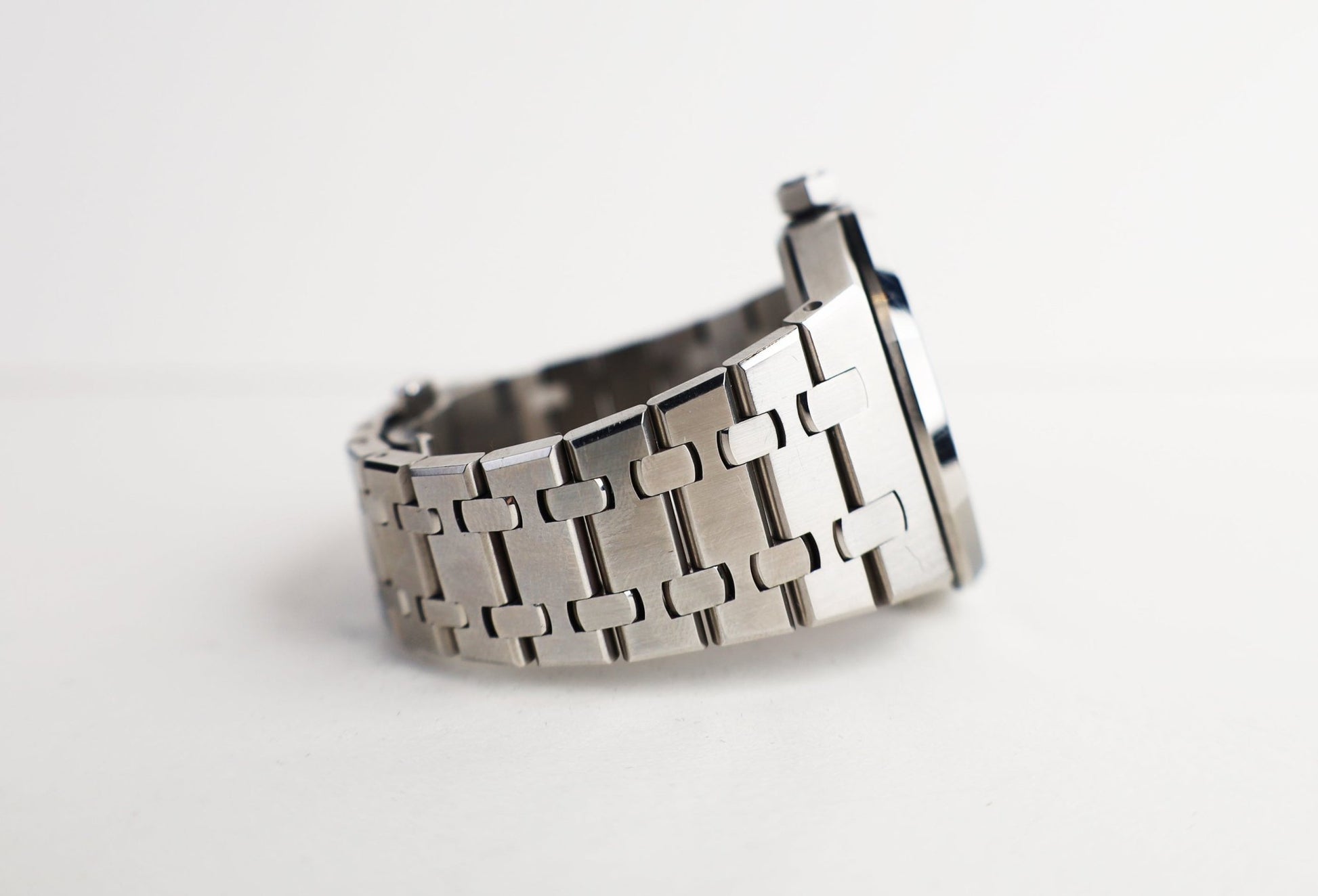 Audemars Piguet Royal Oak Selfwinding 37mm Watch-Silver Dial 37mm-15450ST.OO.1256ST.01 - Luxury Time NYC