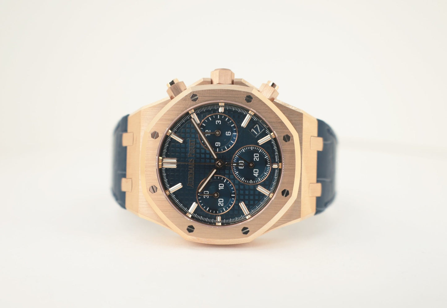 Audemars Piguet Royal Oak Selfwinding Chronograph Rose Gold 41mm Blue Dial 26240OR.OO.D315CR.01 - Luxury Time NYC