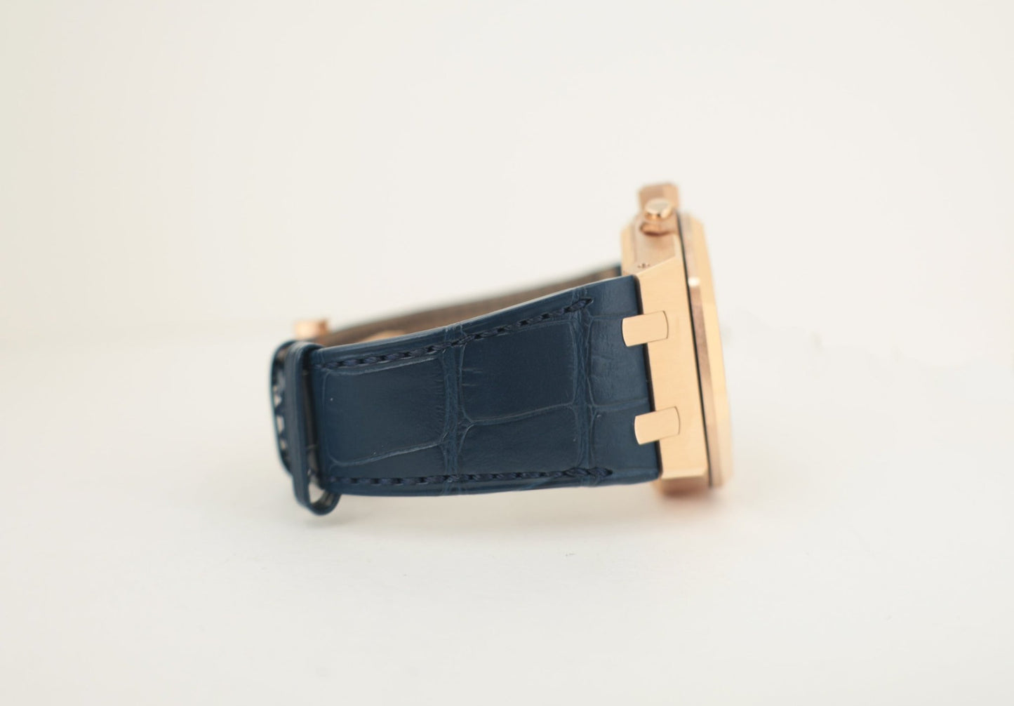 Audemars Piguet Royal Oak Selfwinding Chronograph Rose Gold 41mm Blue Dial 26240OR.OO.D315CR.01 - Luxury Time NYC