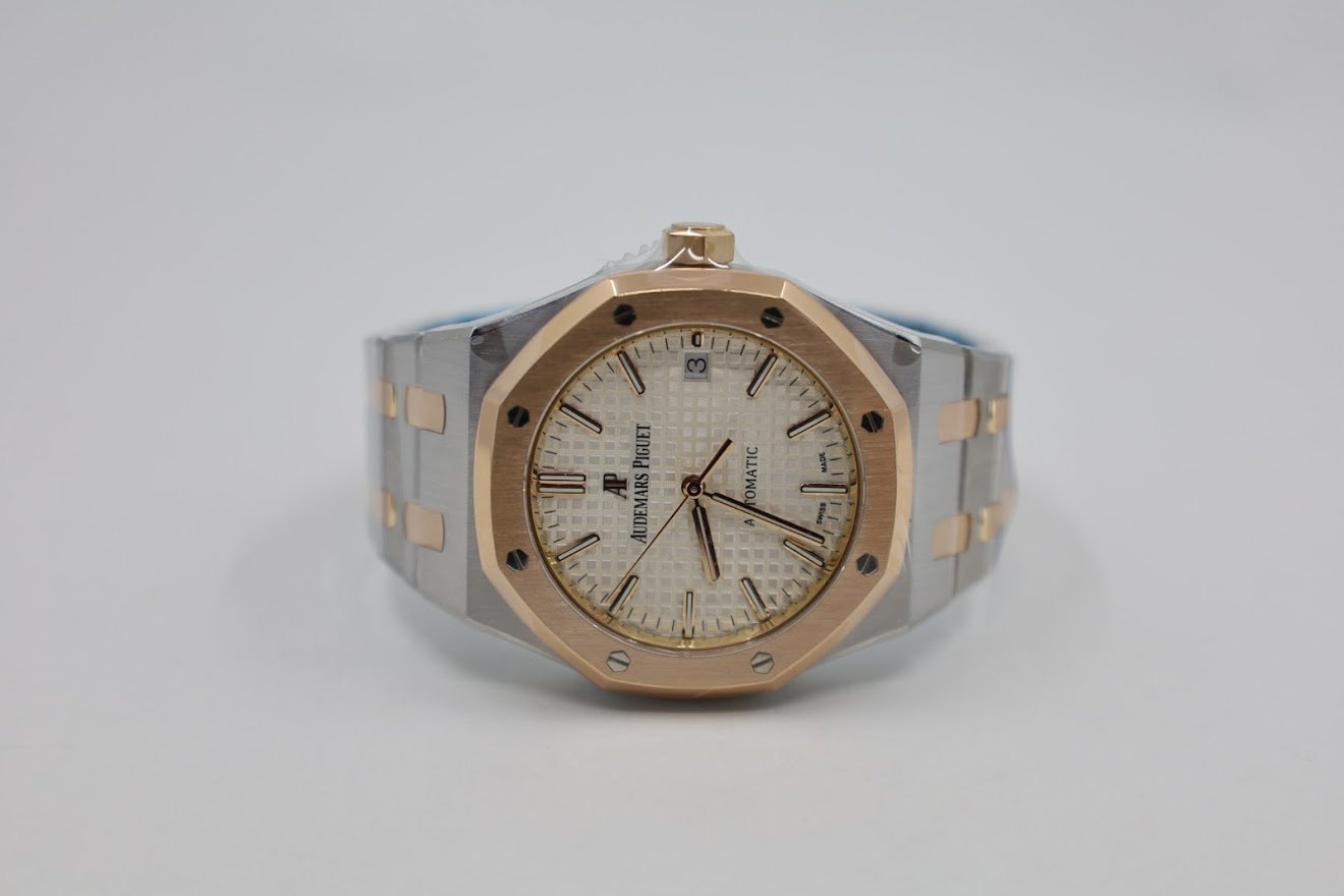 Audemars Piguet Royal Oak Selfwinding Watch-Silver Dial 37mm-15450SR.OO.1256SR.01 - Luxury Time NYC INC