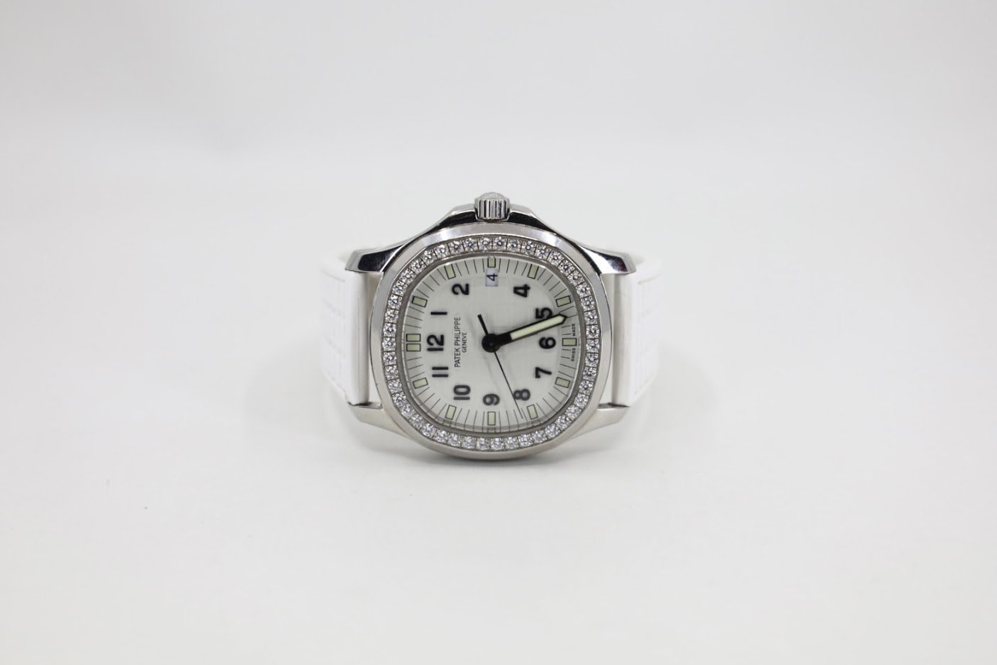 Patek Philippe 35.6mm Aquanaut Luce Glitter White Watch White Dial 5067A - Luxury Time NYC INC