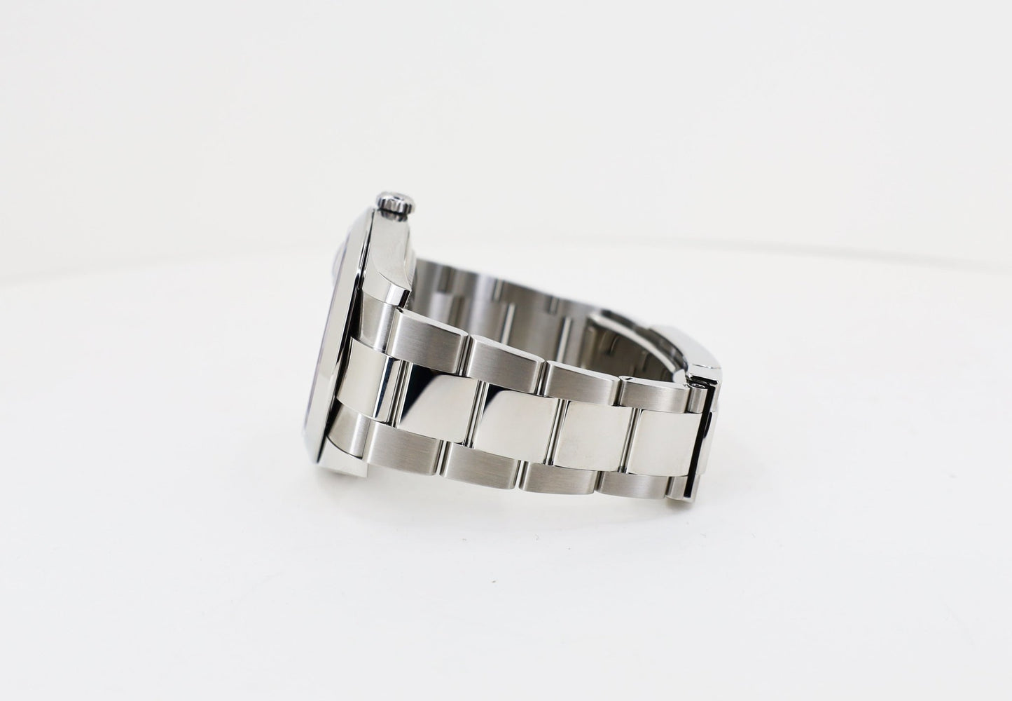 Rolex Datejust 41 Stainless Steel Black Index Dial Smooth Bezel Oyster Bracelet 126300 - Luxury Time NYC