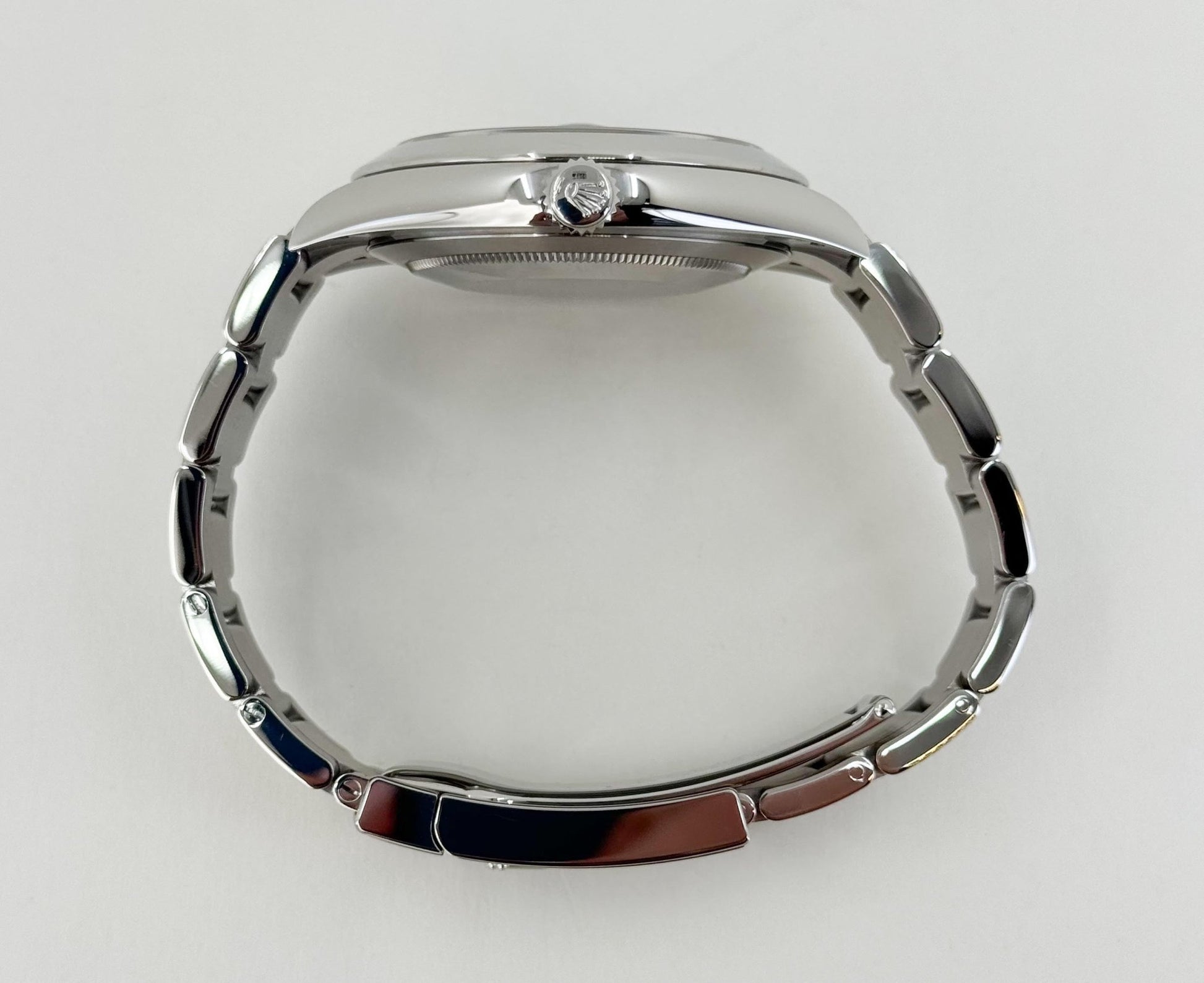 Rolex Datejust 41 Stainless Steel Mint Green Index Dial Smooth Bezel Oyster Bracelet 126300 - Luxury Time NYC