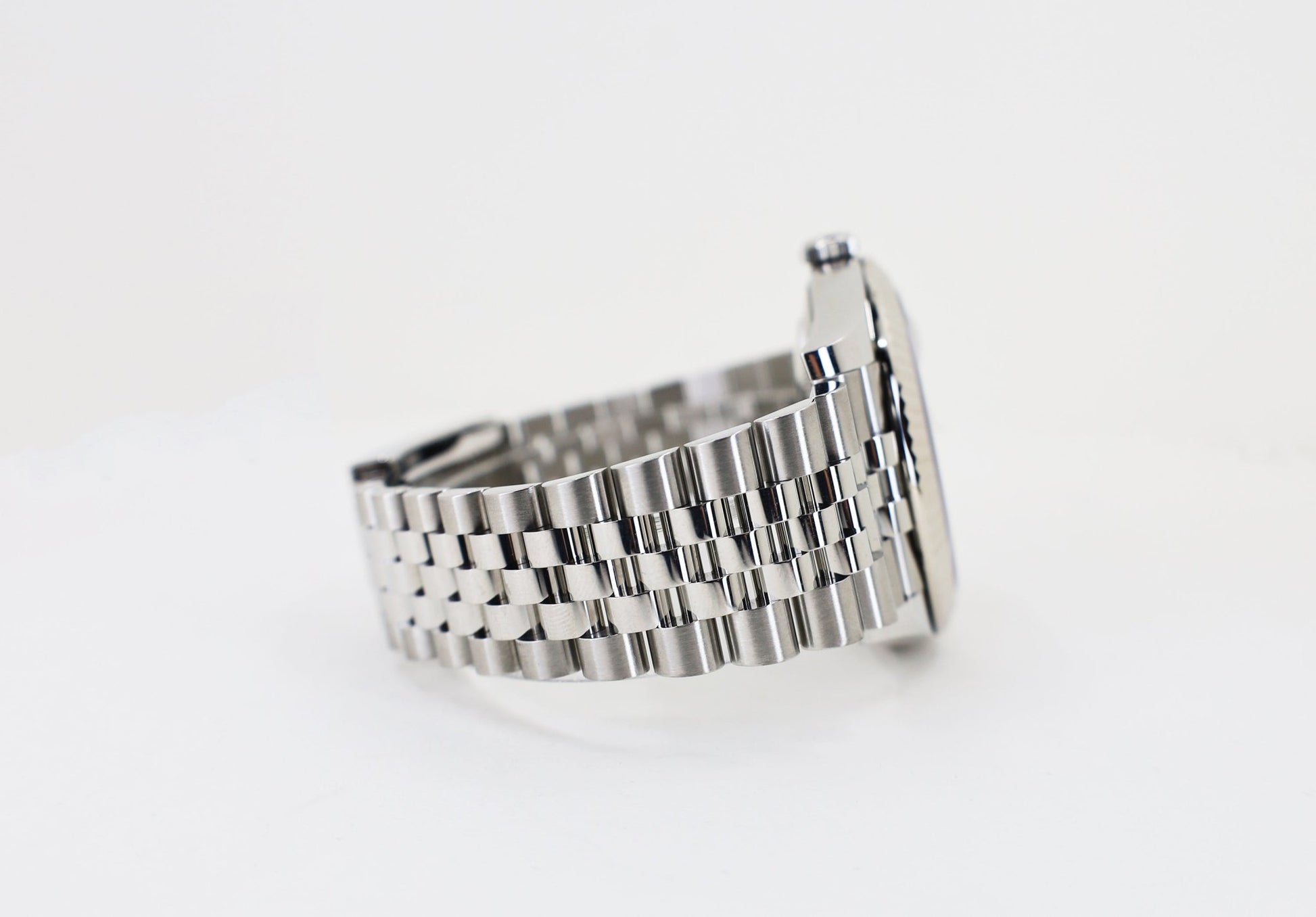 Rolex Datejust 41 White Gold/Steel White Index Dial Fluted Bezel Jubilee Bracelet 126334 - Luxury Time NYC