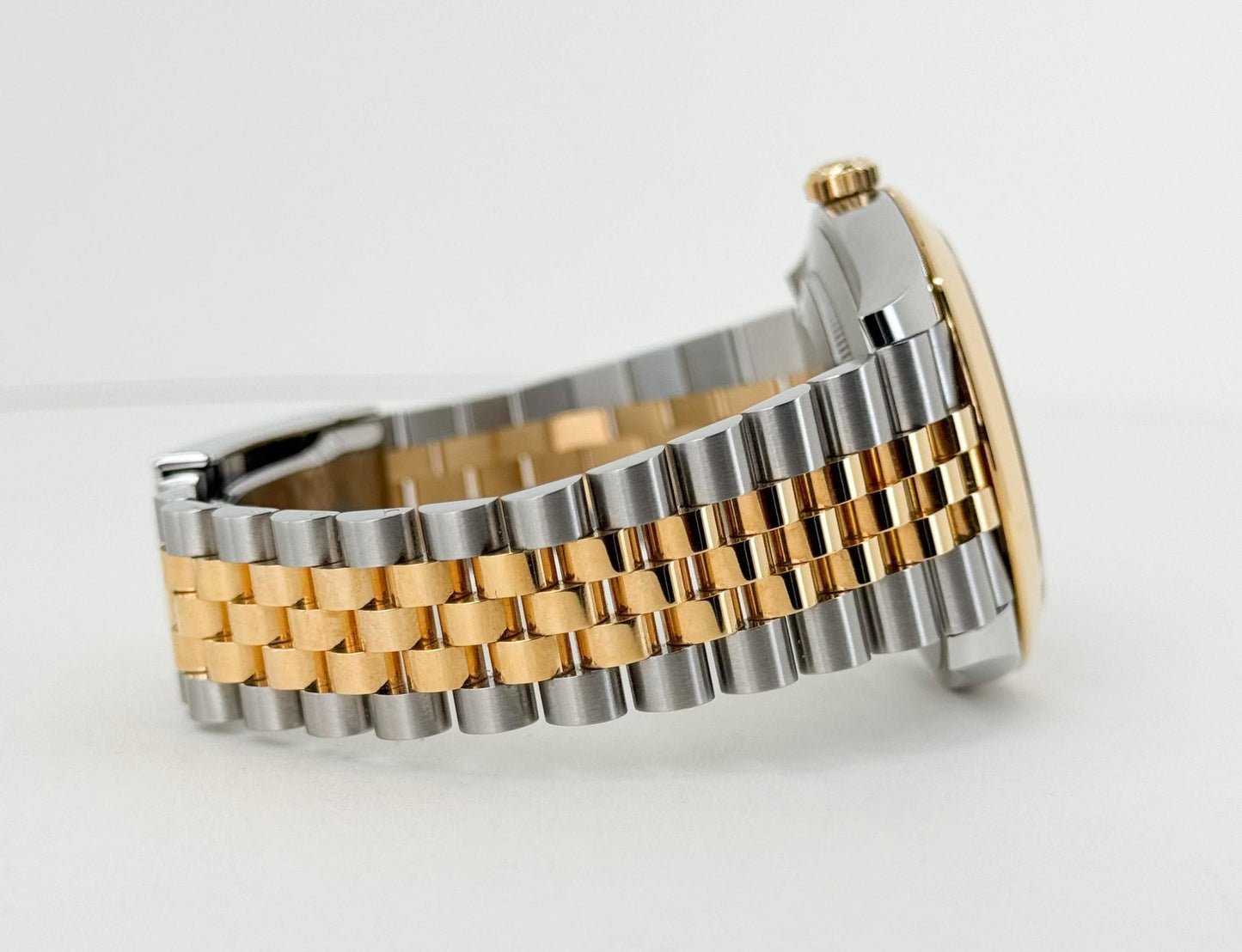 Rolex Datejust 41 Yellow Gold/Steel Champagne Diamond Dial Smooth Bezel Jubilee Bracelet 126303 - Luxury Time NYC