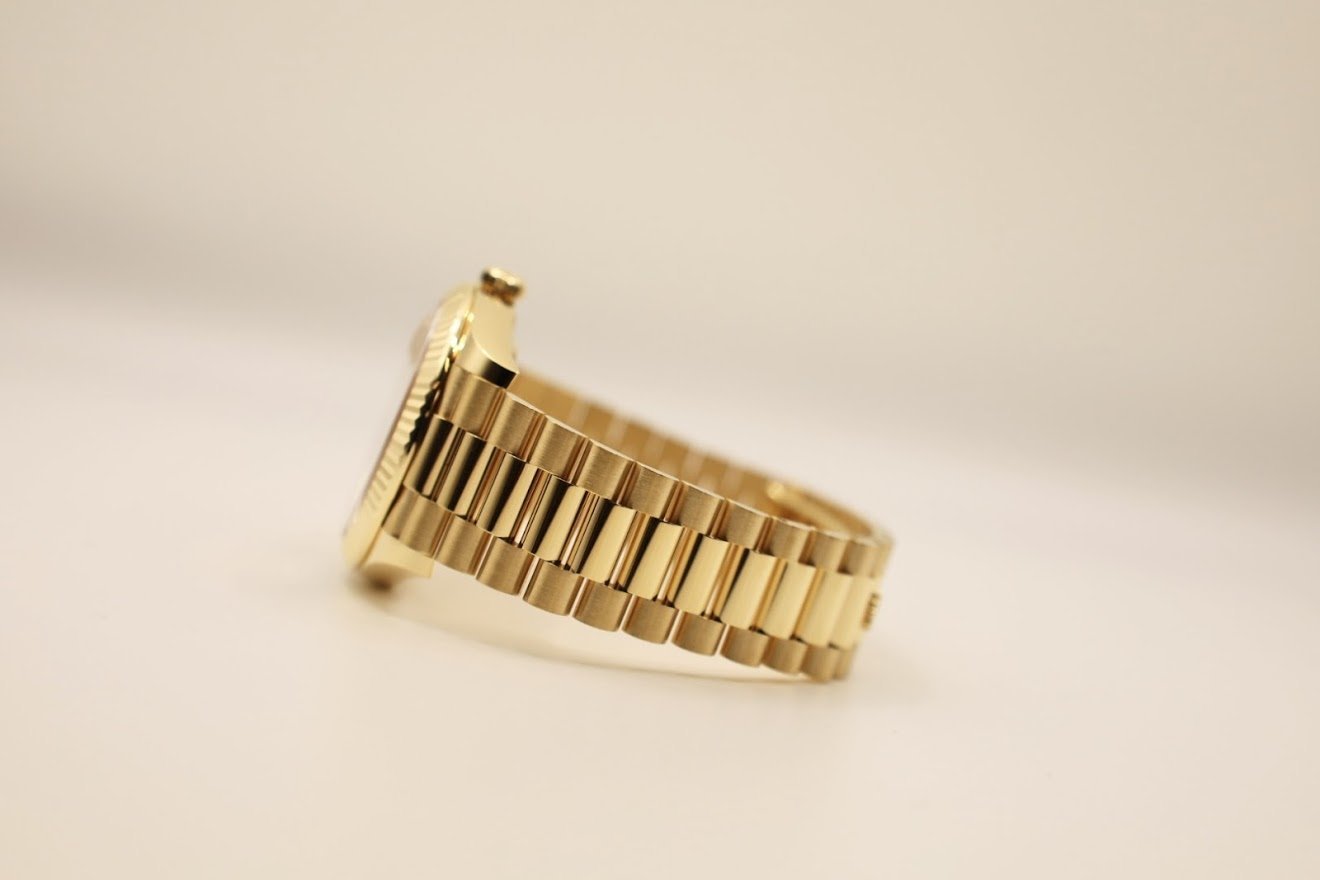 Solid 18k Tri color gold Rolex bracelet grams 17.06 price $1890 |  MikeDaJeweler